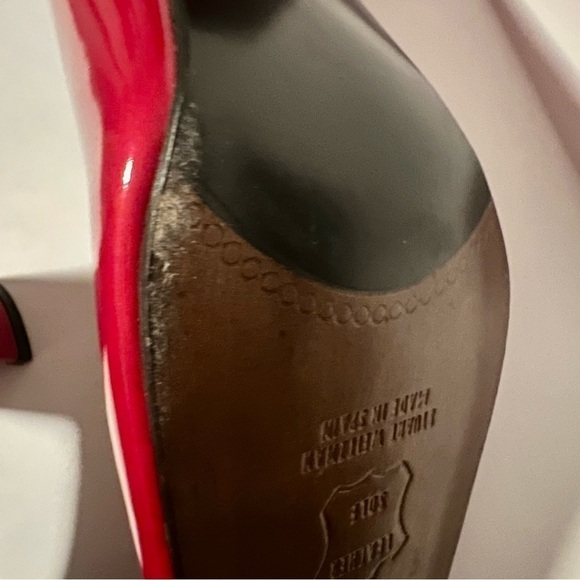 Stuart Weitzman Holly 60 Pump Size 7.5. 60-mm Block Heel. Red Patent Leather. - Picture 11 of 12